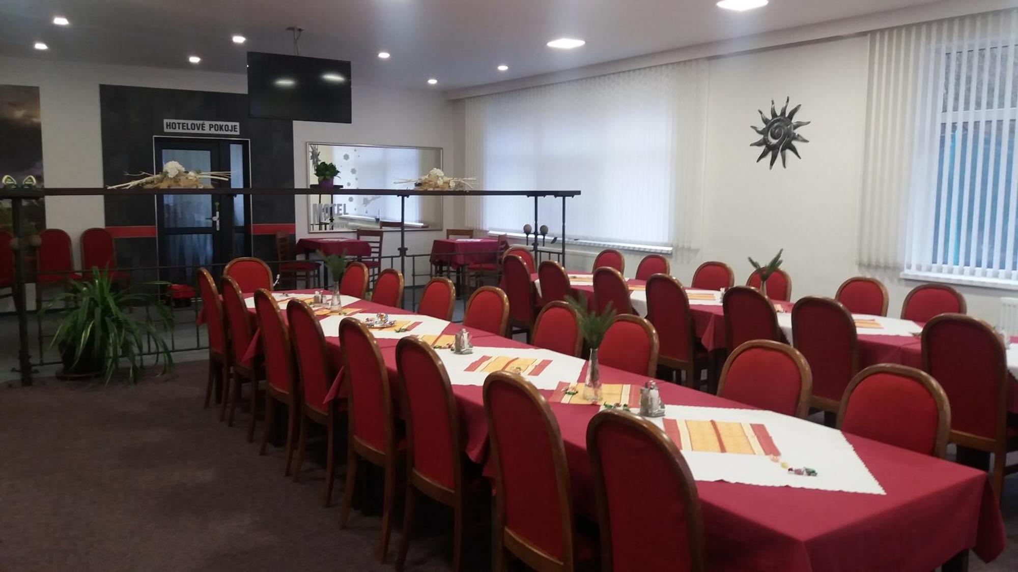 Motel Pavov Jihlava Εξωτερικό φωτογραφία